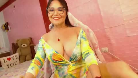 Aranza online show from 02/21/25, 01:11