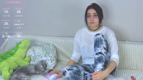 arcanedoll online show from 11/19/25, 05:51