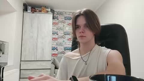 Daniel online show from 12/22/25, 08:39