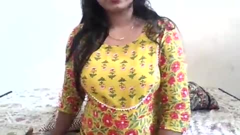 Mohini online show from 06/02/26, 03:52