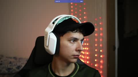 Snapshot of archi_love chatting on 04/07/26, 05:52 ARCHIBALDO online show from 04/07/26, 05:52