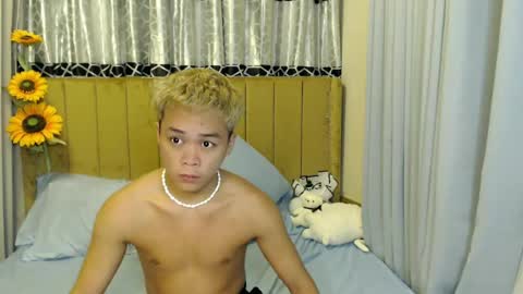 Snapshot of archie_moreno chatting on 06/25/26, 07:07 ARCHIE online show from 06/25/26, 07:07