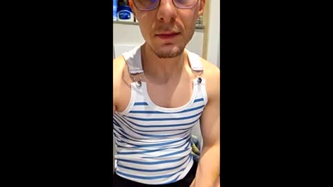 Snapshot of architact chatting on 04/18/26, 08:09 architact online show from 04/18/26, 08:09