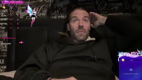 Snapshot of arckangel99 chatting on 01/17/25, 09:28 AnrckAngel online show from 01/17/25, 09:28