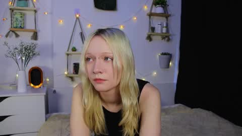 Snapshot of arcticaryder chatting on 10/04/25, 07:28 Jenny online show from 10/04/25, 07:28