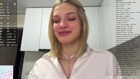 Caroline online show from 06/04/26, 04:24