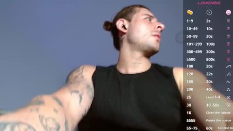 Snapshot of ares_blue chatting on 03/11/25, 11:12 ares blue online show from 03/11/25, 11:12