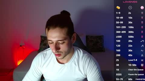 Snapshot of ares_blue chatting on 03/12/25, 11:20 ares blue online show from 03/12/25, 11:20