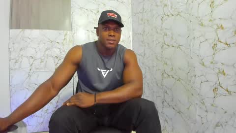 Snapshot of arex_black chatting on 04/29/26, 08:40 Alex online show from 04/29/26, 08:40