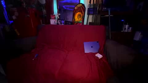 Snapshot of argabright chatting on 03/05/25, 10:22 argabright online show from 03/05/25, 10:22