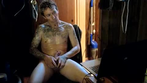 Snapshot of argabright chatting on 03/03/26, 09:42 argabright online show from 03/03/26, 09:42