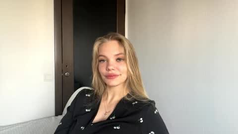 Amelia online show from 11/09/25, 05:39