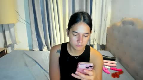 AriCandyAnna online show from 02/25/26, 04:33