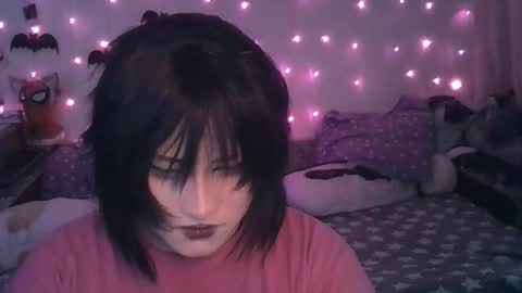 Ahri online show from 12/23/24, 11:36