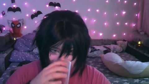 Ahri online show from 12/30/24, 10:43