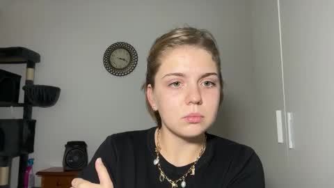 ari_crystal online show from 02/04/26, 01:17