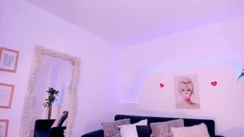 Ari online show from 12/23/24, 01:45