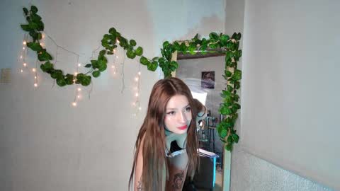 Snapshot of ari_kat666 chatting on 01/16/25, 02:30 ari online show from 01/16/25, 02:30