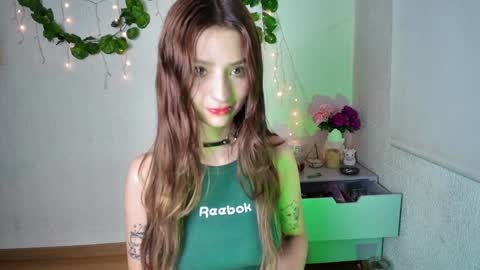 Snapshot of ari_kat666 chatting on 02/07/25, 04:37 ari online show from 02/07/25, 04:37