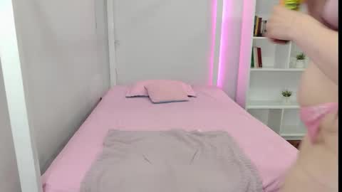    online show from 10/15/25, 07:47