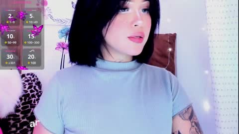 Snapshot of ari_saenz chatting on 12/16/24, 02:25 online show from 12/16/24, 02:25