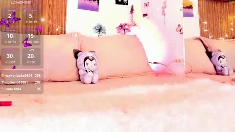 Snapshot of ari_saenz chatting on 02/17/25, 04:31 online show from 02/17/25, 04:31