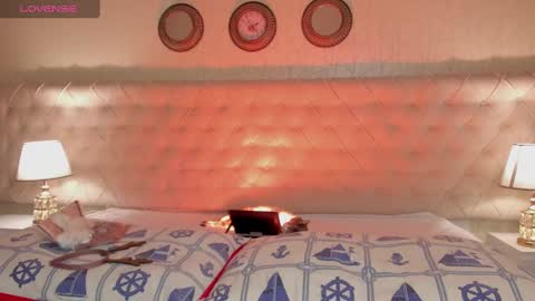 Snapshot of ari_sunshine chatting on 02/23/25, 08:11 Ari  online show from 02/23/25, 08:11