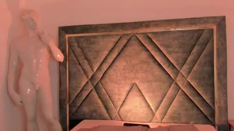 Snapshot of ari_sunshine chatting on 10/04/25, 06:55 Ari  online show from 10/04/25, 06:55