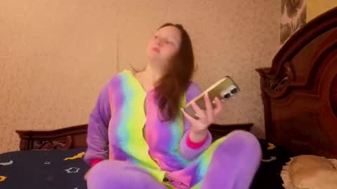 Snapshot of aria__dark chatting on 03/23/26, 08:02 Aria online show from 03/23/26, 08:02