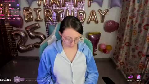 Snapshot of aria_alaia chatting on 07/11/26, 02:03 Linda online show from 07/11/26, 02:03