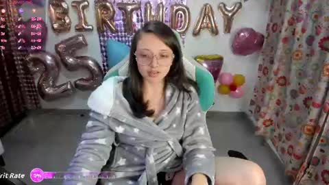 Snapshot of aria_alaia chatting on 07/14/26, 02:49 Linda online show from 07/14/26, 02:49