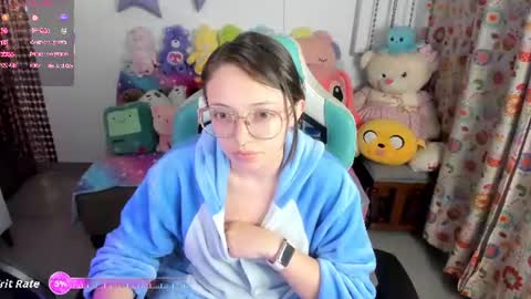 Snapshot of aria_alaia chatting on 08/01/26, 02:44 Linda online show from 08/01/26, 02:44