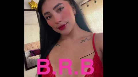 Snapshot of aria_castelli chatting on 06/17/26, 11:01 Aria Castelli online show from 06/17/26, 11:01