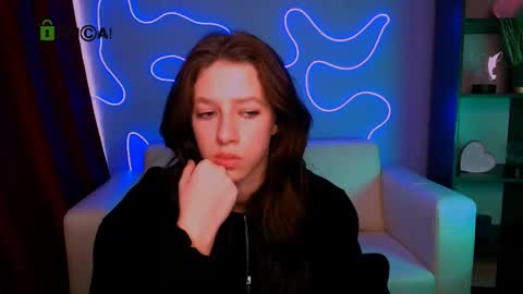 Snapshot of aria_glow chatting on 03/16/26, 12:09 Aria online show from 03/16/26, 12:09