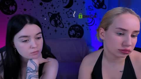 Snapshot of aria_glow chatting on 04/24/26, 07:49 Aria online show from 04/24/26, 07:49