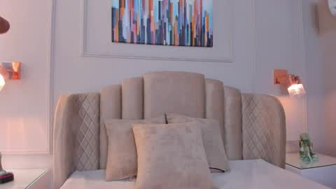 Snapshot of aria_greco chatting on 12/05/24, 02:53 Aria online show from 12/05/24, 02:53