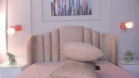 Snapshot of aria_greco chatting on 12/11/24, 03:24 Aria online show from 12/11/24, 03:24