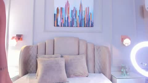 Snapshot of aria_greco chatting on 12/22/24, 02:49 Aria online show from 12/22/24, 02:49