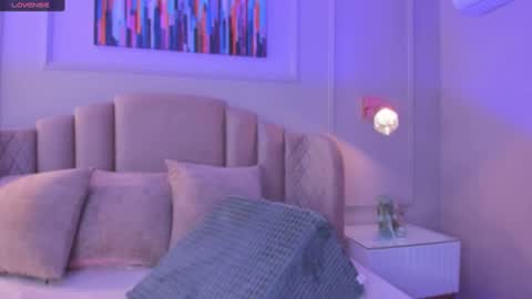 Snapshot of aria_greco chatting on 01/23/25, 02:44 Aria online show from 01/23/25, 02:44