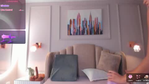 Snapshot of aria_greco chatting on 02/07/25, 09:37 Aria online show from 02/07/25, 09:37