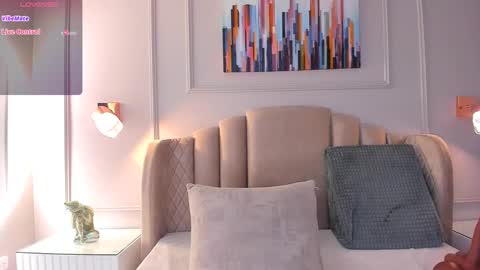 Snapshot of aria_greco chatting on 02/28/25, 06:32 Aria online show from 02/28/25, 06:32