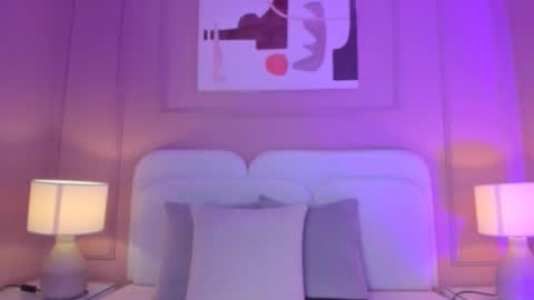 Snapshot of aria_greco chatting on 10/29/25, 02:47 Aria online show from 10/29/25, 02:47