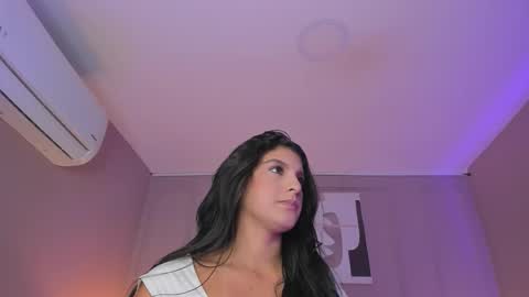 Snapshot of aria_greco chatting on 03/22/26, 02:15 Aria online show from 03/22/26, 02:15