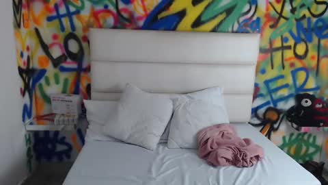 aria online show from 12/15/24, 11:23