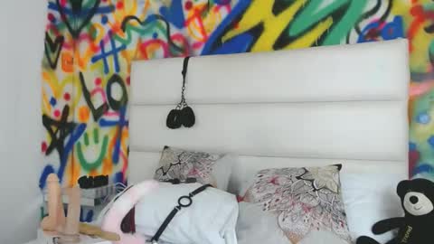 aria online show from 12/26/24, 04:25