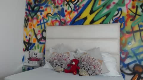 aria online show from 01/24/25, 11:26