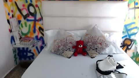 aria online show from 02/01/25, 11:32