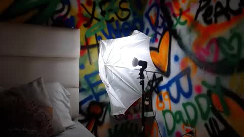 aria online show from 03/12/25, 12:04