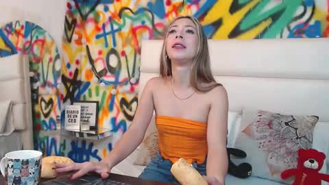 aria online show from 11/16/25, 01:39