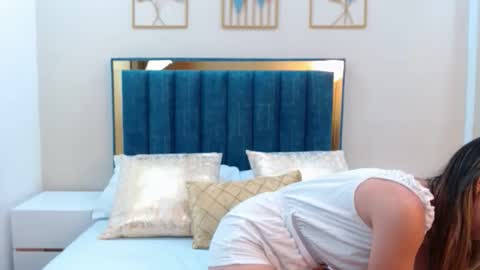 aria online show from 04/27/26, 03:32